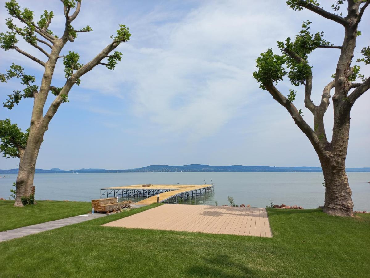 Platan Beach Apartman With Lakeview Balatonboglár Εξωτερικό φωτογραφία
