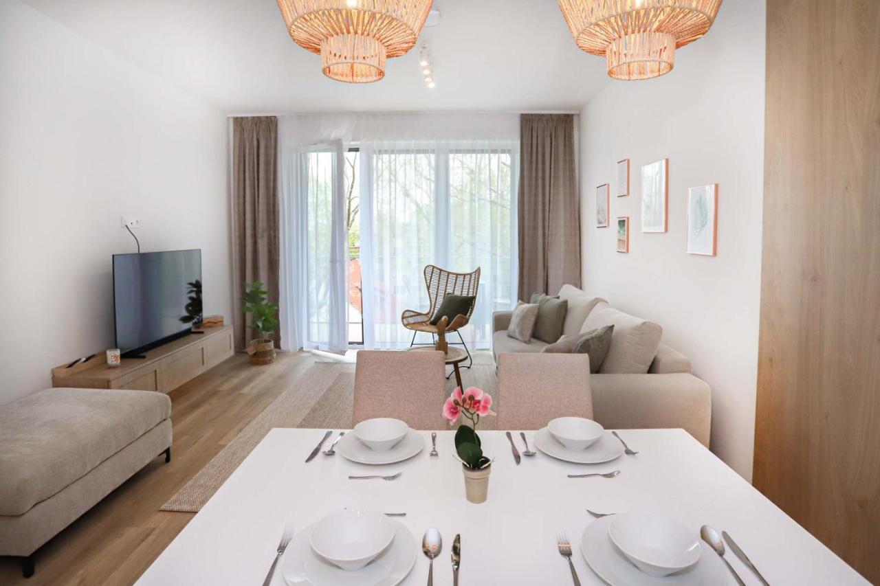 Platan Beach Apartman With Lakeview Balatonboglár Εξωτερικό φωτογραφία